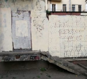 В Петербурге уничтожили граффити с Кинчевым и Горшком